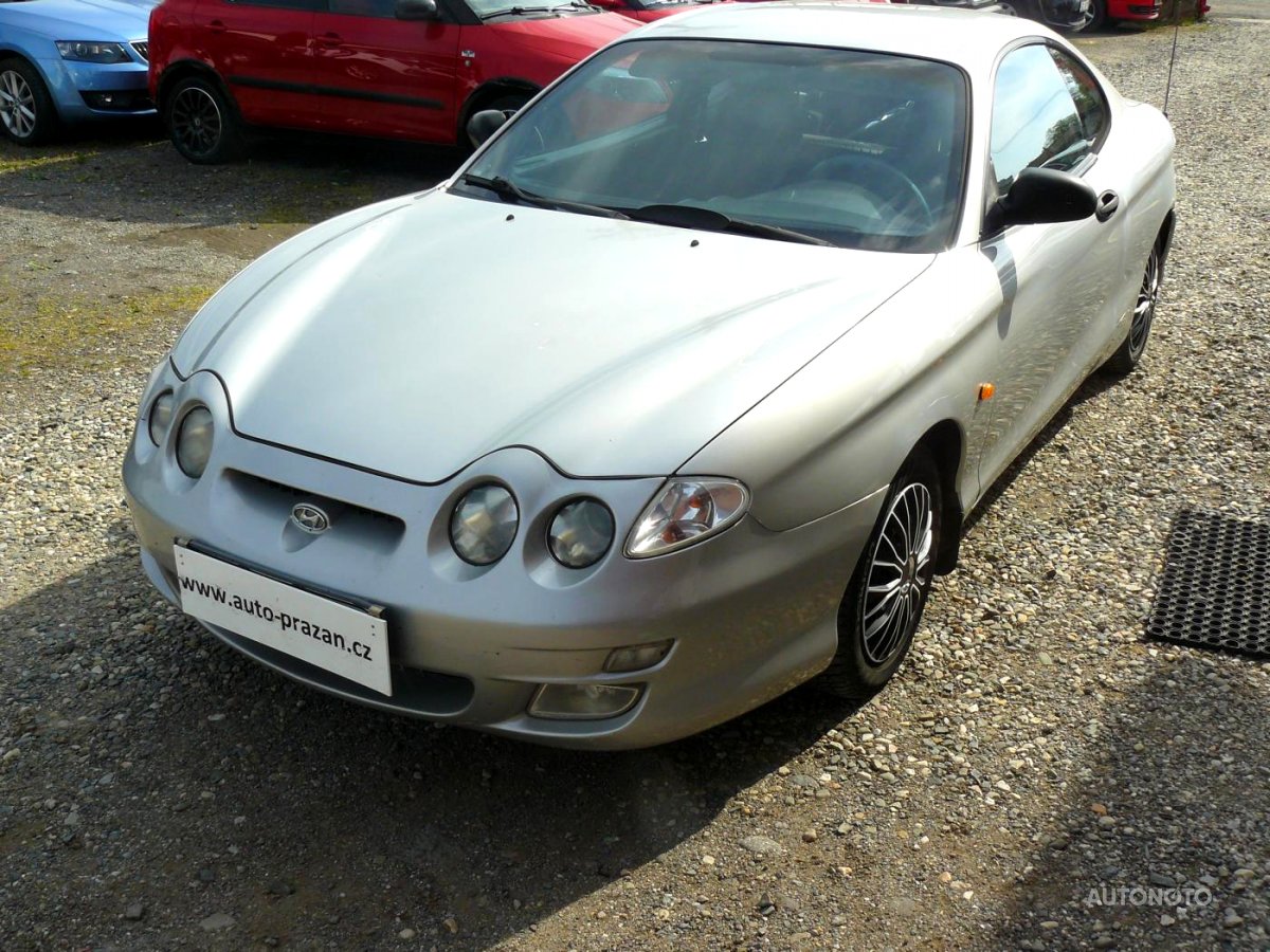 Hyundai Lantra, 2000 - celkový pohled