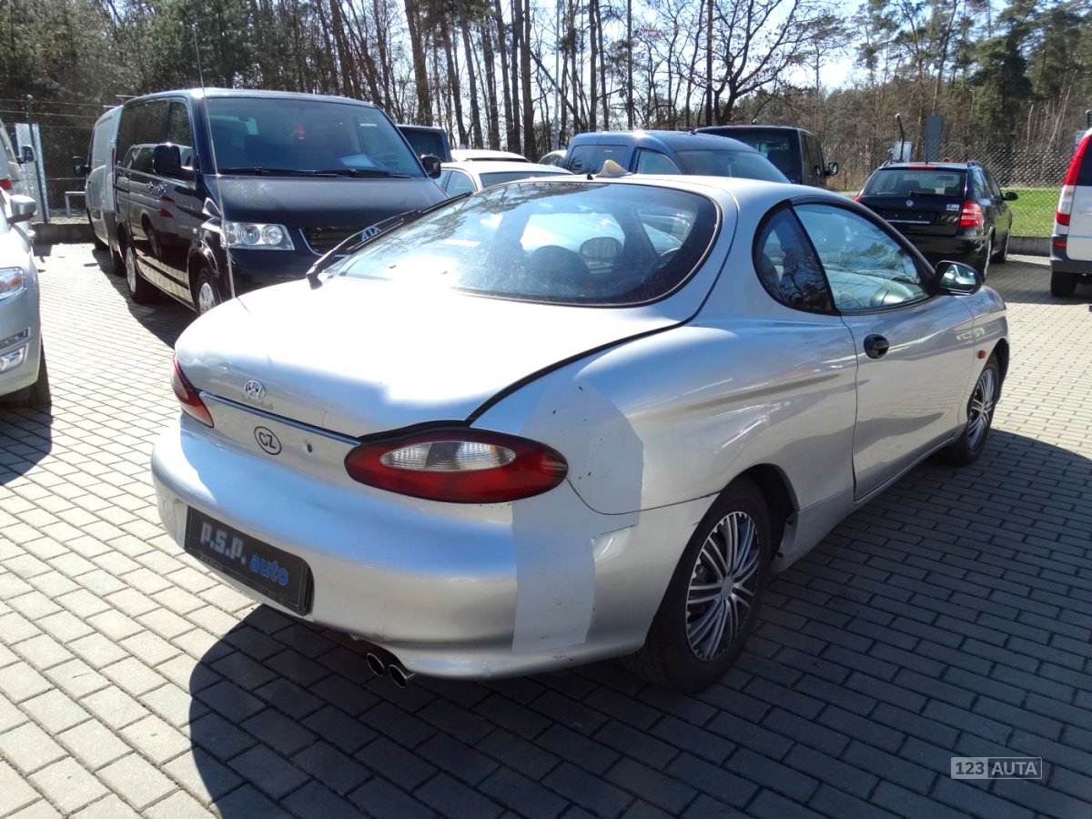 Hyundai Lantra, 1999 - pohled č. 2