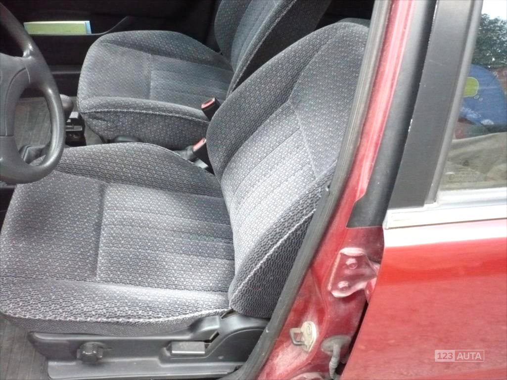 Hyundai Pony, 1993 - pohled č. 6