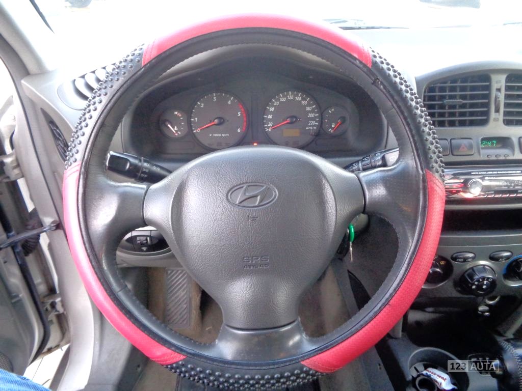 Hyundai Santa Fe, 2003 - pohled č. 17