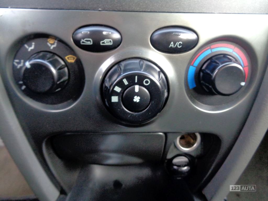 Hyundai Santa Fe, 2003 - pohled č. 24