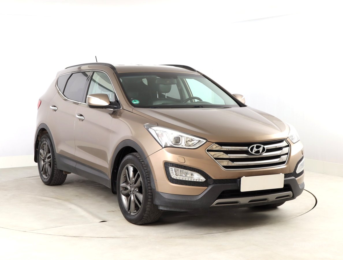 Hyundai Santa Fe, 2013 - celkový pohled