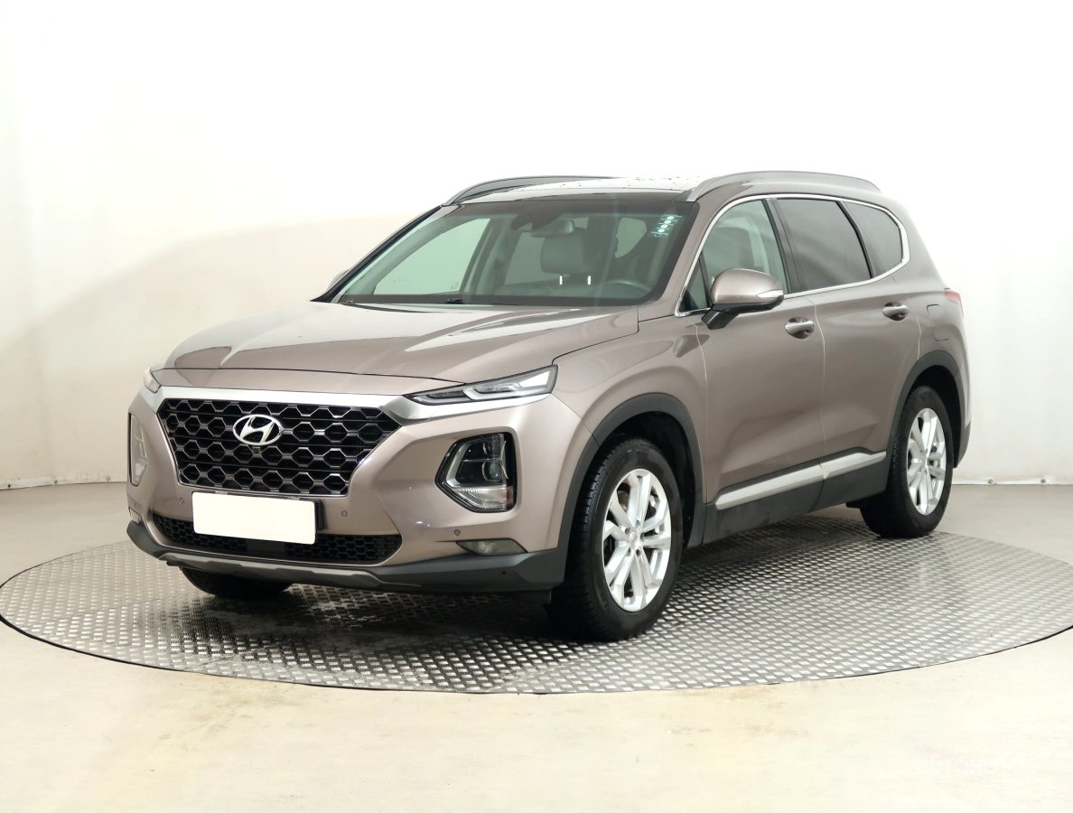 Hyundai Santa Fe, 2019 - pohled č. 3