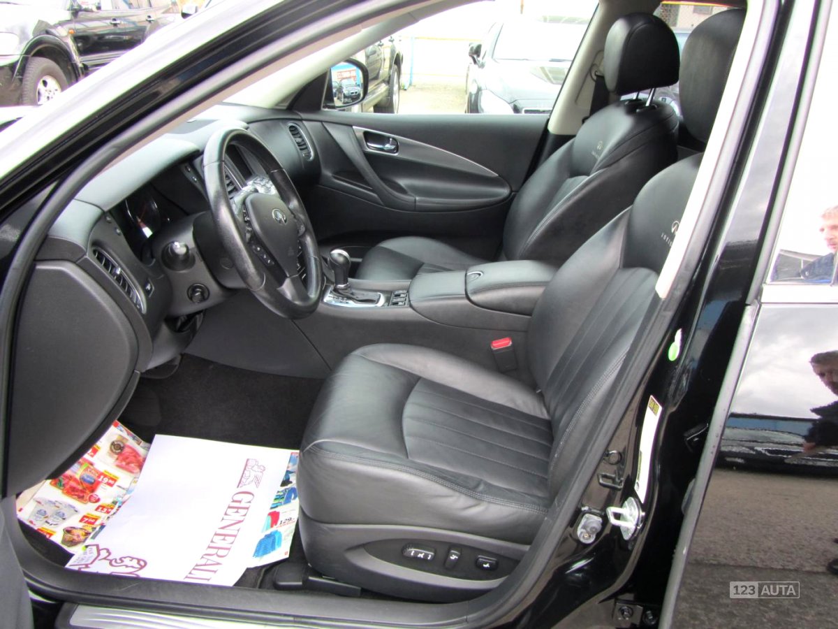 Infiniti EX35, 2009 - pohled č. 8