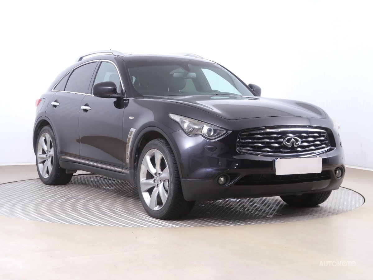 Infiniti FX, 2012 - celkový pohled