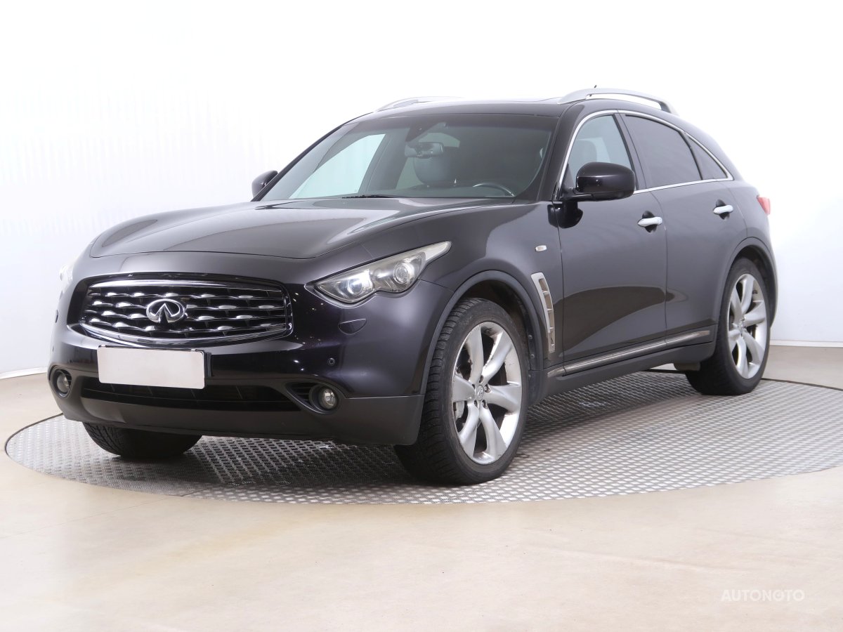Infiniti FX, 2012 - pohled č. 3