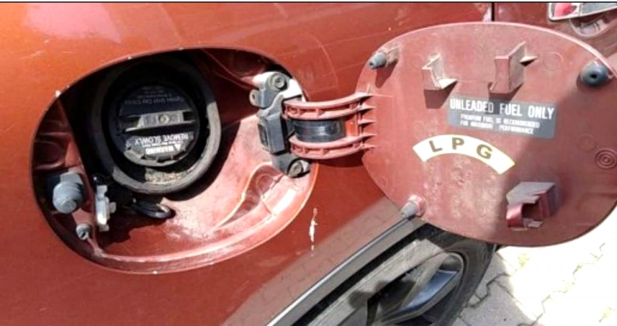 Infiniti FX35, 2006 - pohled č. 10