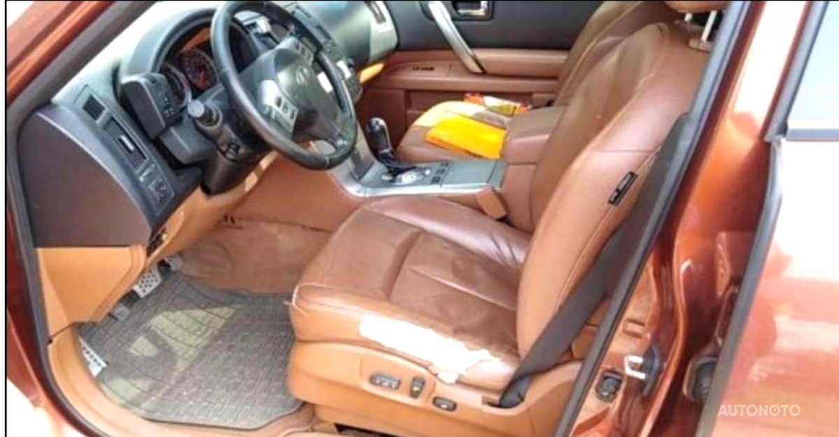 Infiniti FX35, 2006 - pohled č. 5