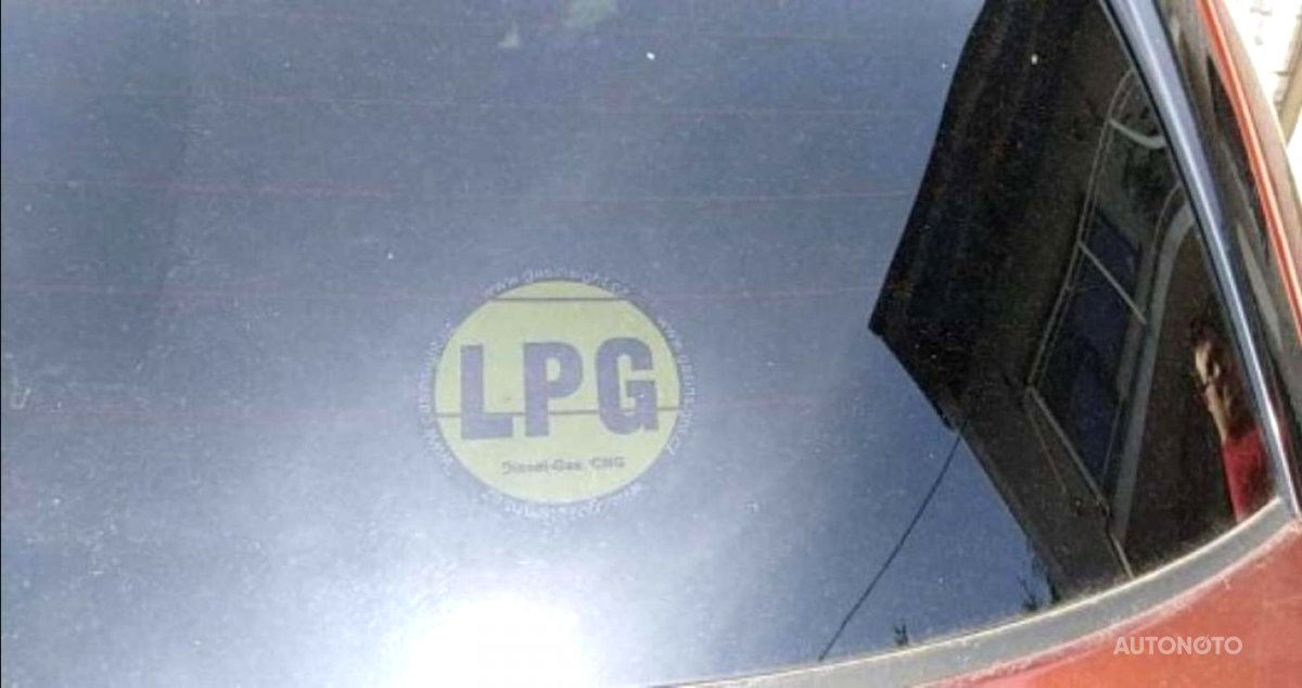 Infiniti FX35, 2006 - pohled č. 9