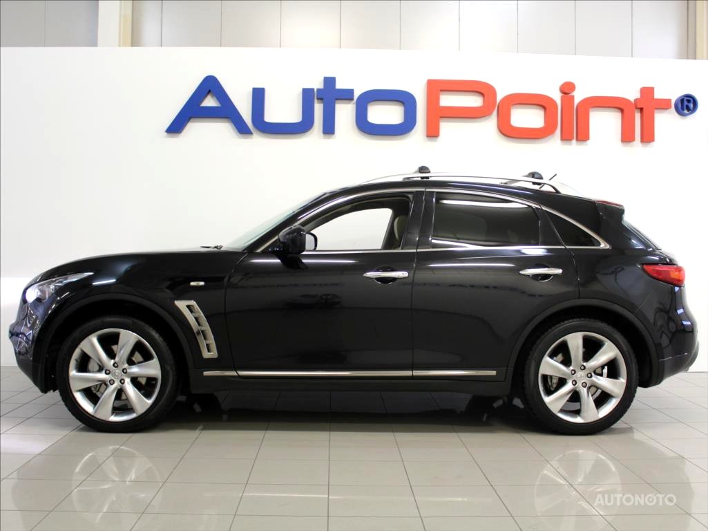 Infiniti FX37, 2010 - pohled č. 2