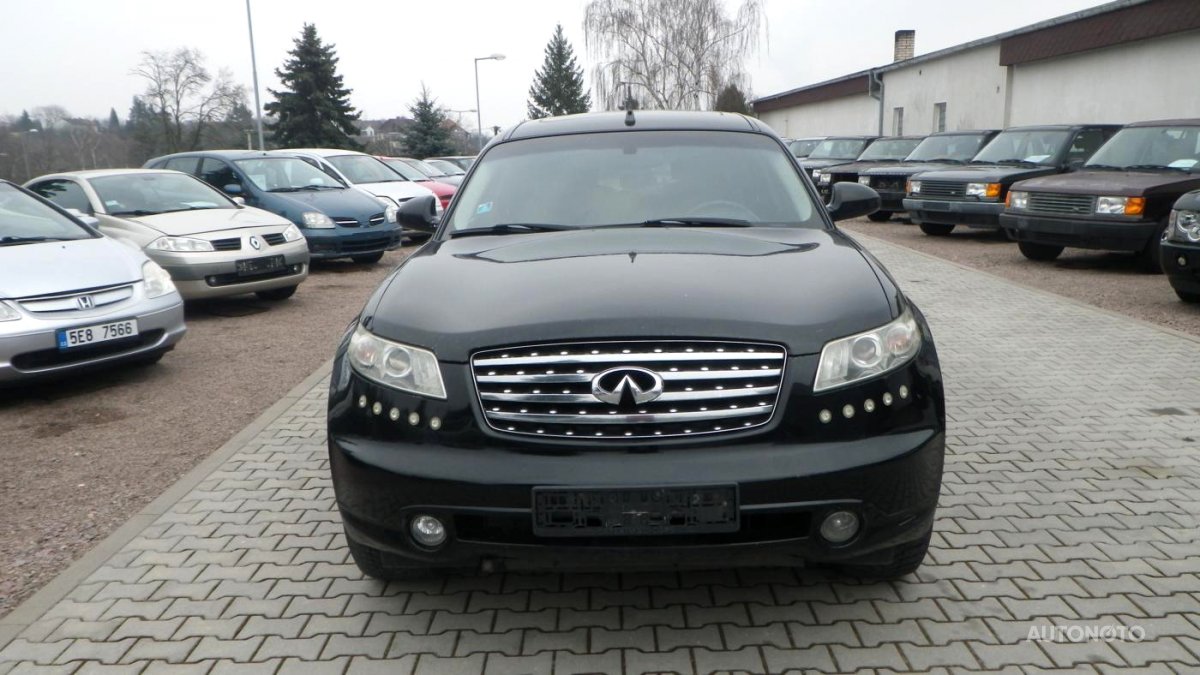 Infiniti FX45, 2003 - pohled č. 2
