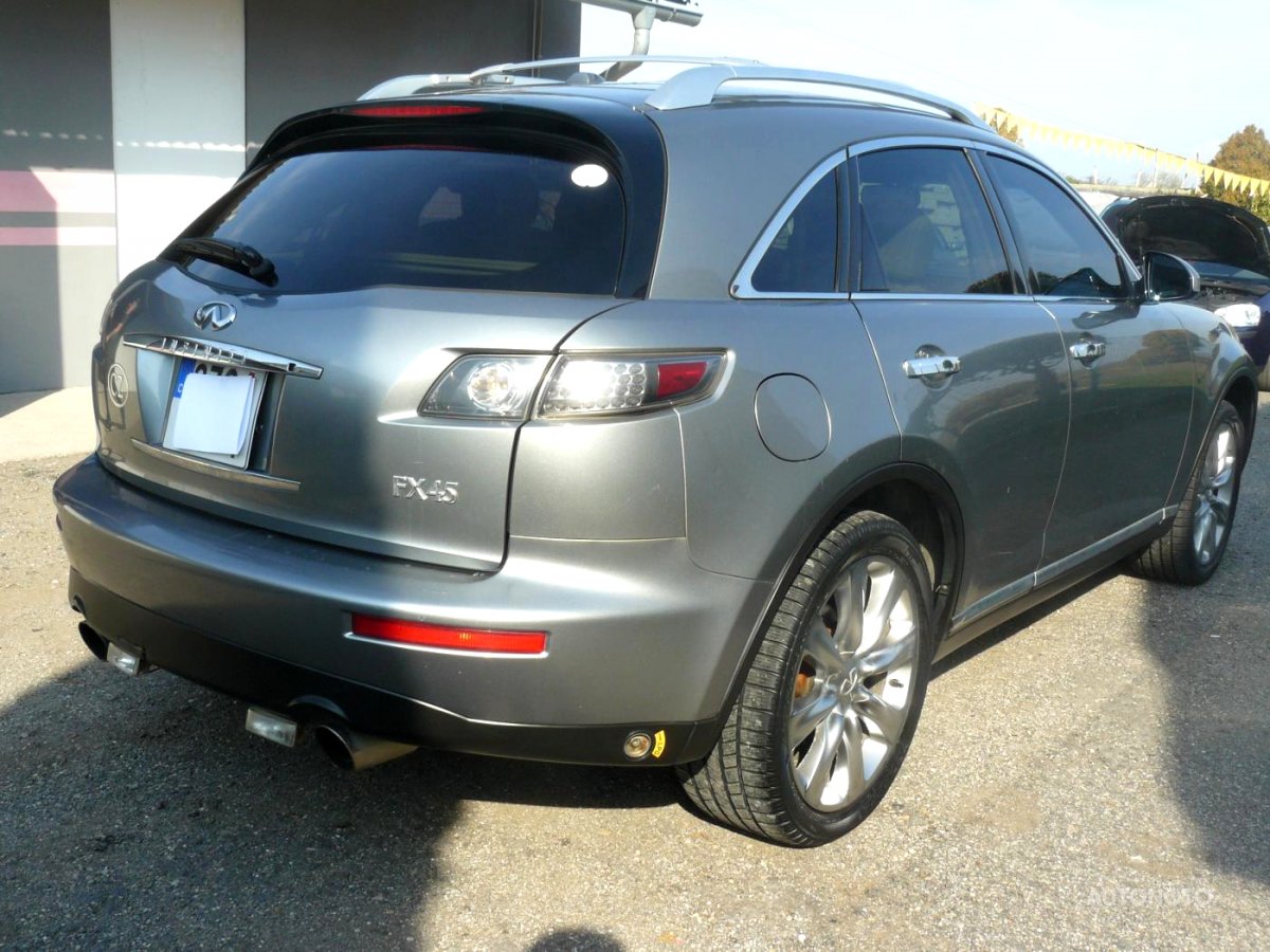 Infiniti FX45, 2006 - pohled č. 5