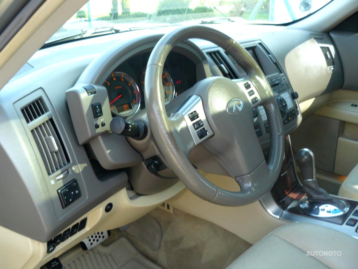 Infiniti FX45, 2006 - pohled č. 8