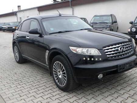 Infiniti FX45, 2003 - pohled č. 3