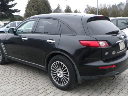 Infiniti FX45, 2003 - pohled č. 4