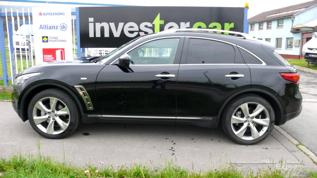 Infiniti FX50, 2013 - pohled č. 2