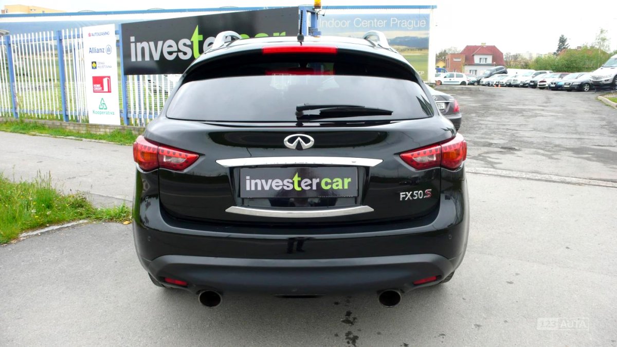 Infiniti FX50, 2013 - pohled č. 4