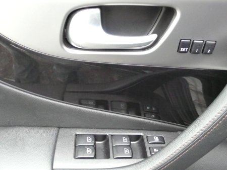 Infiniti FX50, 2013 - pohled č. 10