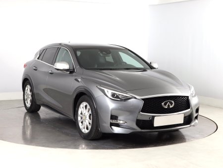 Infiniti Q30 2.0t,2016, 4x4, Automat