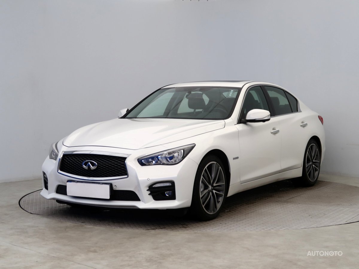 Infiniti Q50, 2014 - pohled č. 3
