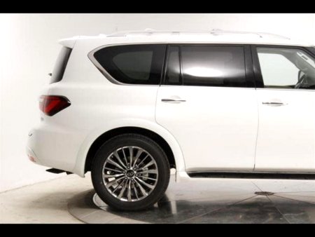 Infiniti QX80, 2020 - pohled č. 9