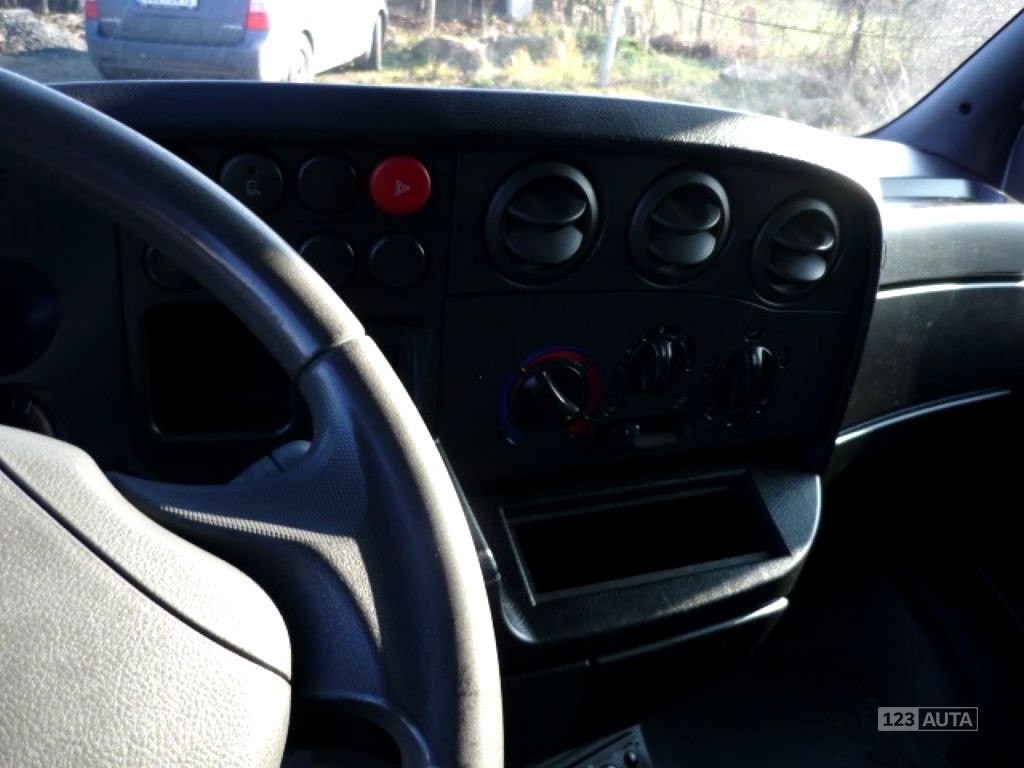 Iveco Daily, 2006 - pohled č. 11