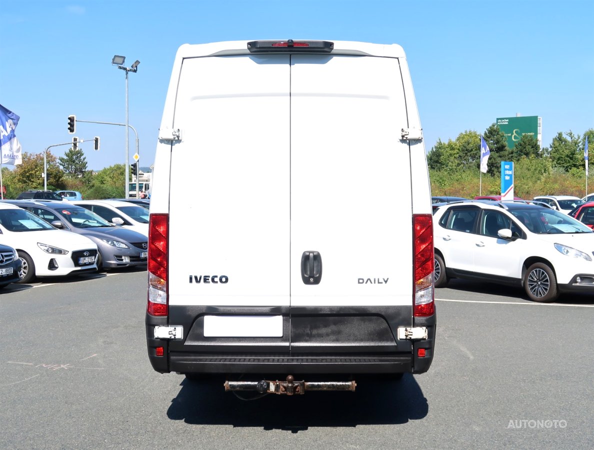 Iveco Daily, 2019 - pohled č. 2