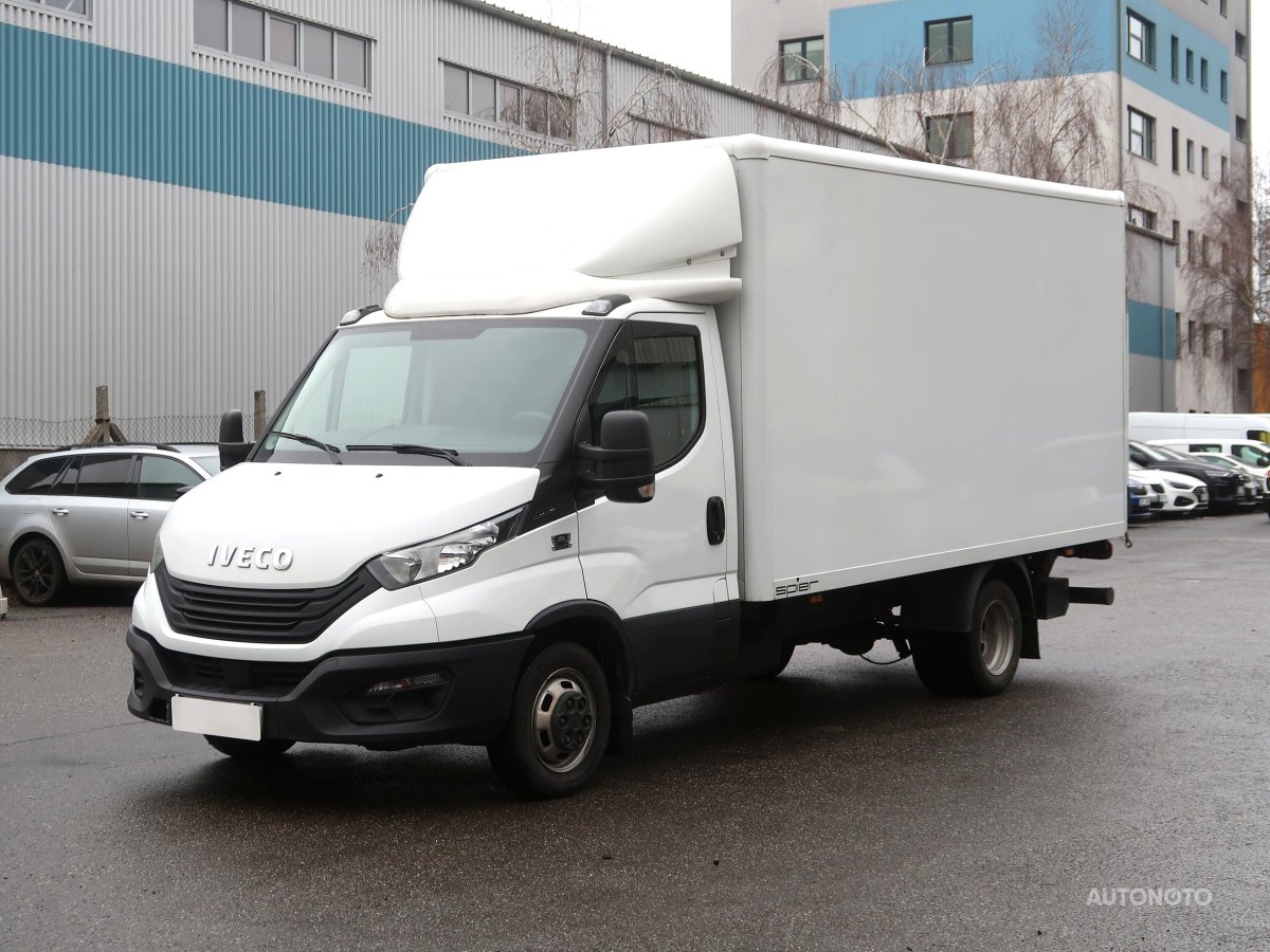 Iveco Daily, 2022 - pohled č. 3