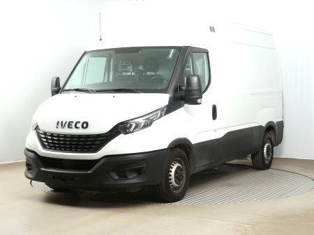 Iveco Daily, 2021 - pohled č. 3