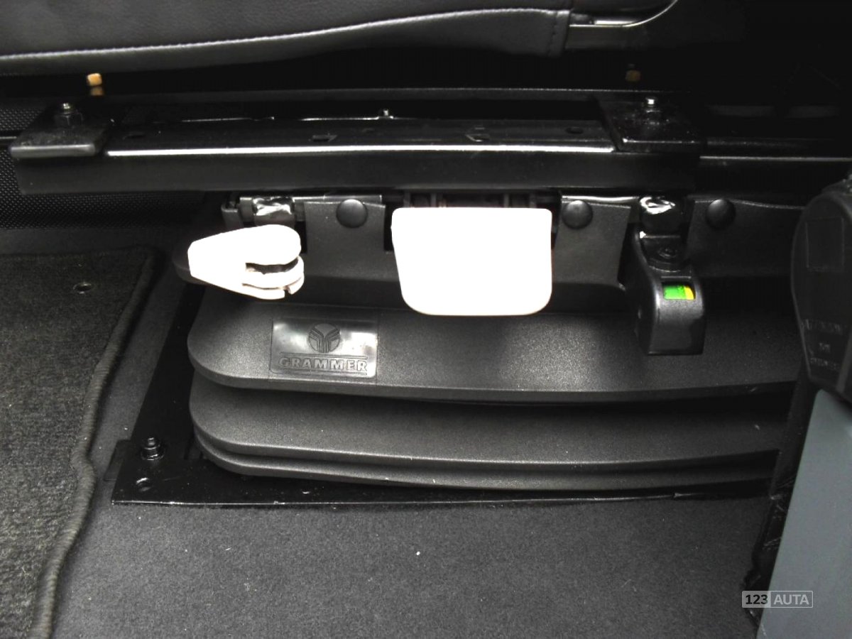 Iveco Massif, 2010 - pohled č. 21