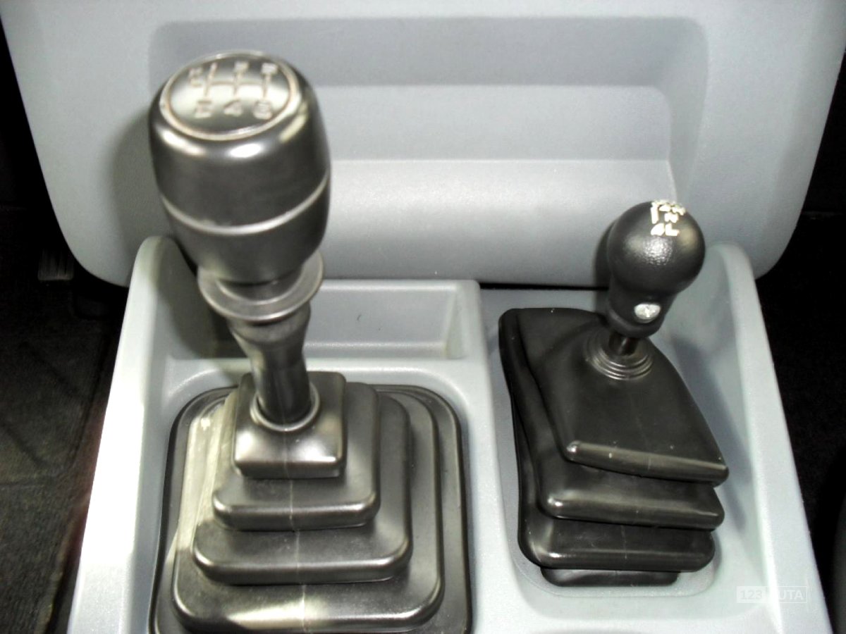 Iveco Massif, 2010 - pohled č. 24