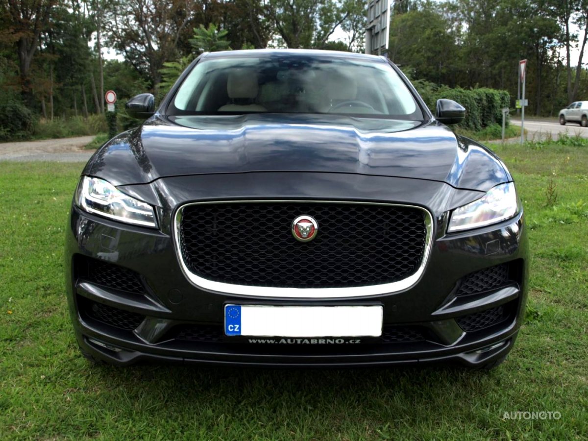 Jaguar F-Pace, 2016 - pohled č. 2