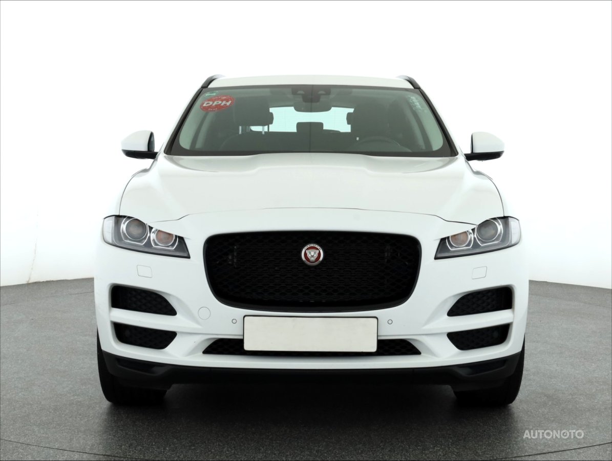 Jaguar F-Pace, 2018 - pohled č. 2