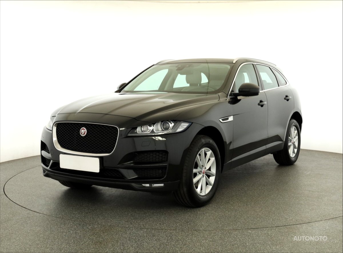 Jaguar F-Pace, 2018 - pohled č. 3