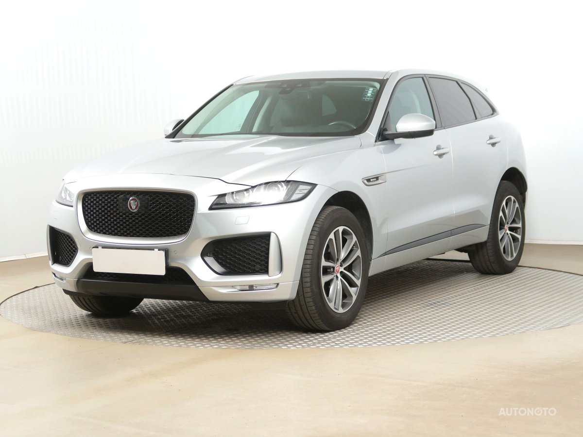 Jaguar F-Pace, 2016 - pohled č. 3