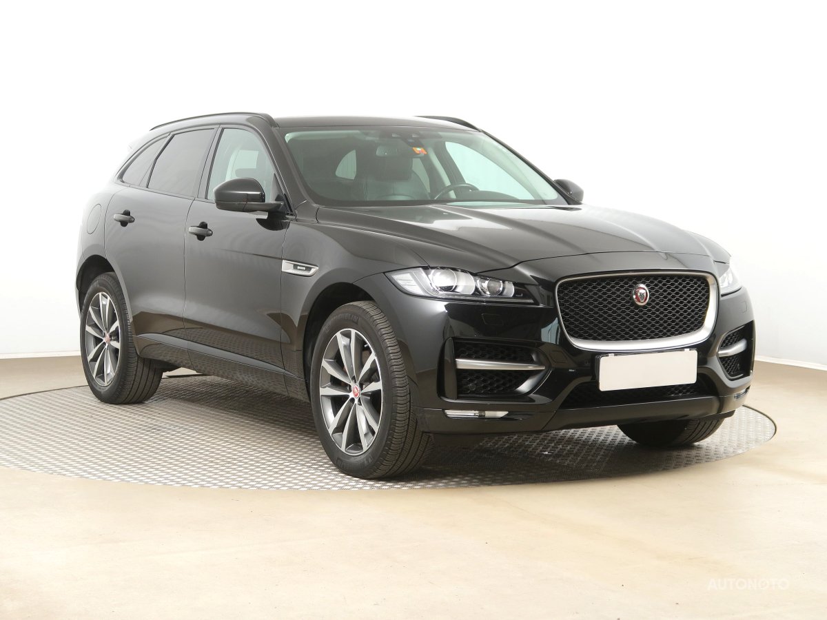 Jaguar F-Pace, 2018 - celkový pohled