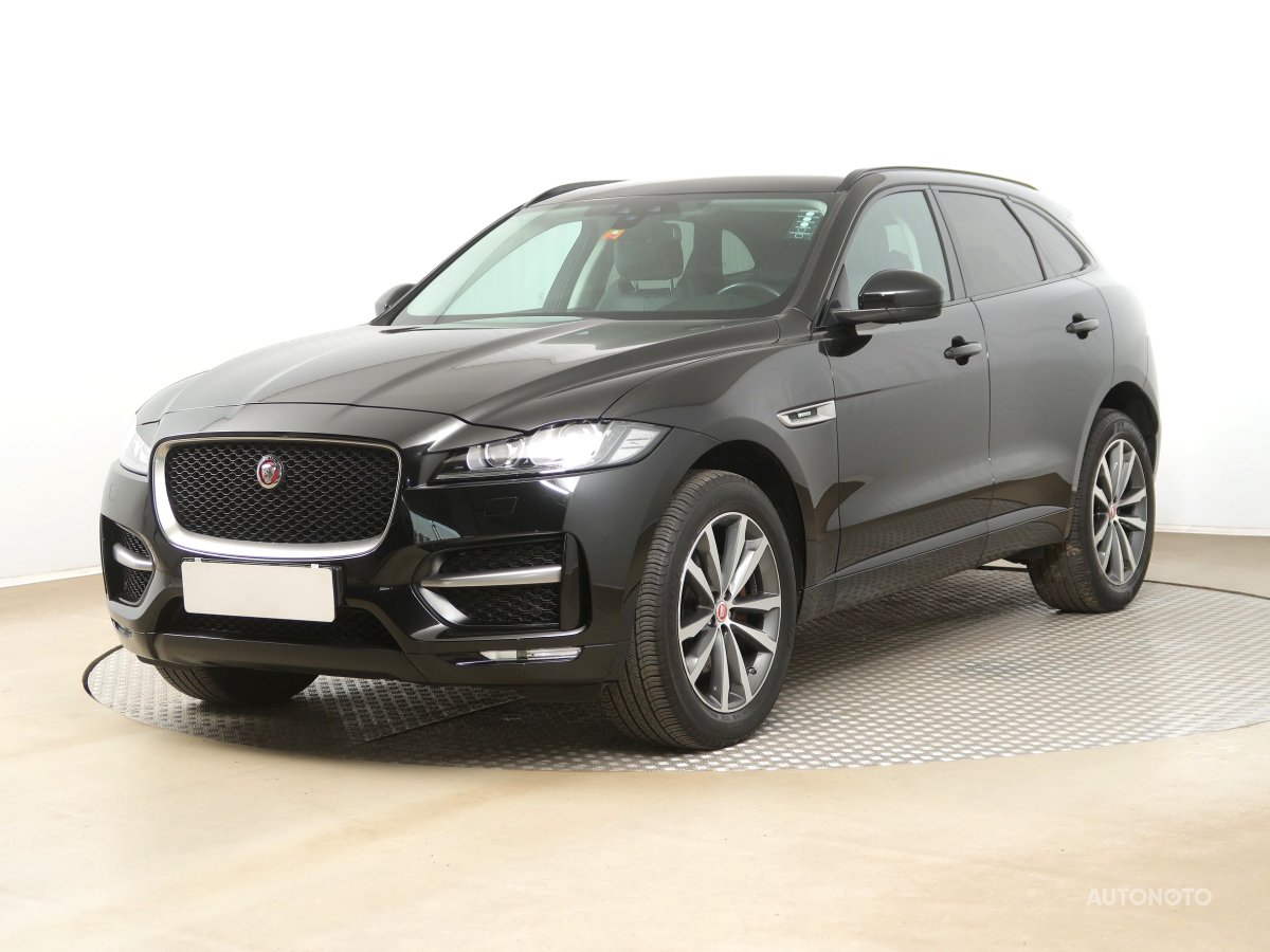 Jaguar F-Pace, 2018 - pohled č. 3