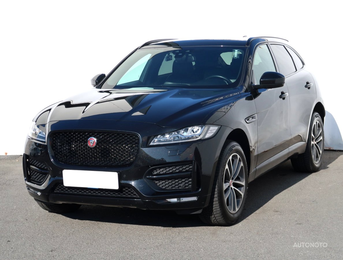 Jaguar F-Pace, 2017 - pohled č. 3