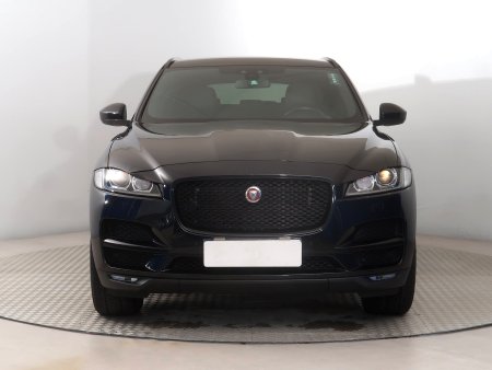 Jaguar F-Pace, 2017 - pohled č. 2