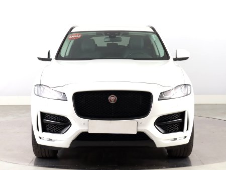 Jaguar F-Pace, 2017 - pohled č. 2