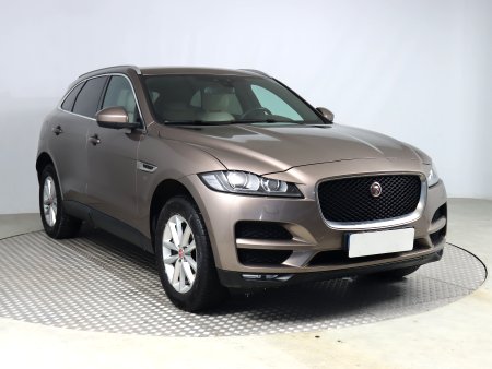 Jaguar F-Pace, 2017