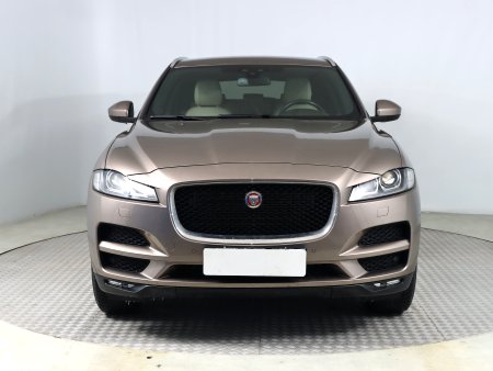 Jaguar F-Pace, 2017 - pohled č. 2
