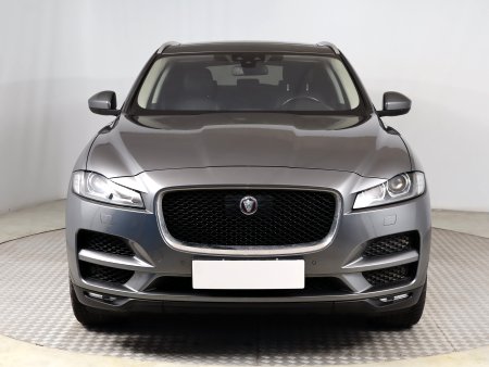 Jaguar F-Pace, 2017 - pohled č. 2