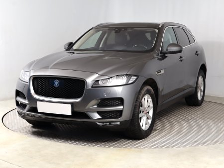 Jaguar F-Pace, 2017 - pohled č. 3