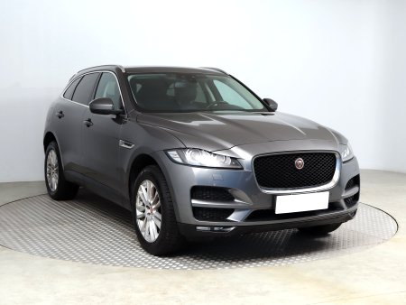 Jaguar F-Pace, 2017