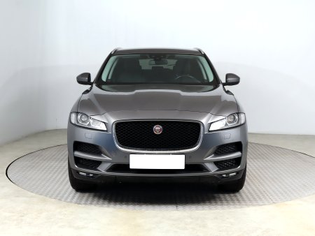 Jaguar F-Pace, 2017 - pohled č. 2