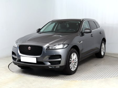 Jaguar F-Pace, 2017 - pohled č. 3