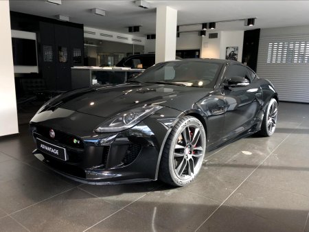 Jaguar F-Type, 2015