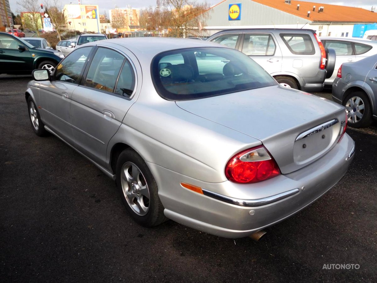 Jaguar S-Type, 2000 - pohled č. 2