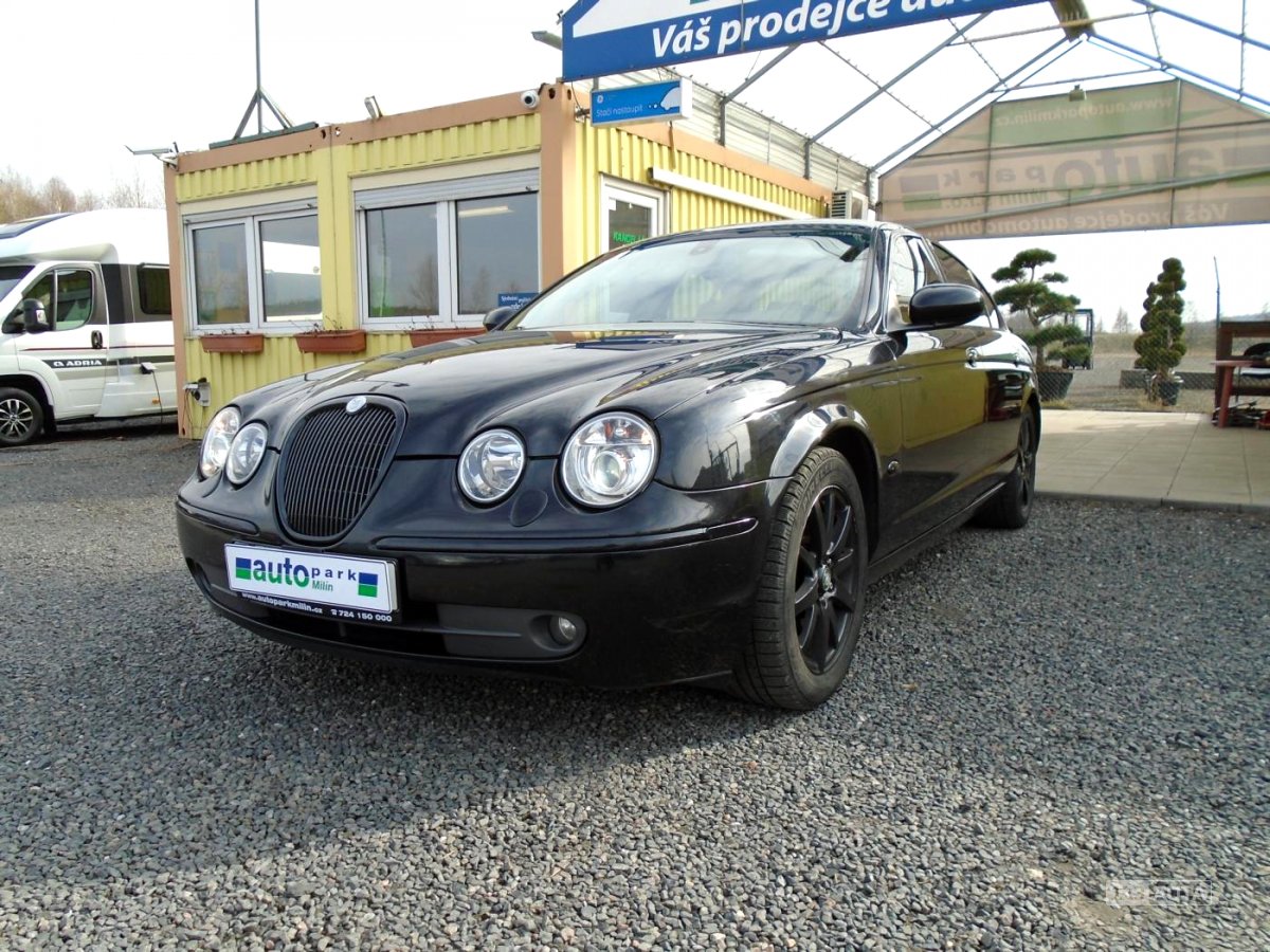 Jaguar S-Type, 2004 - celkový pohled